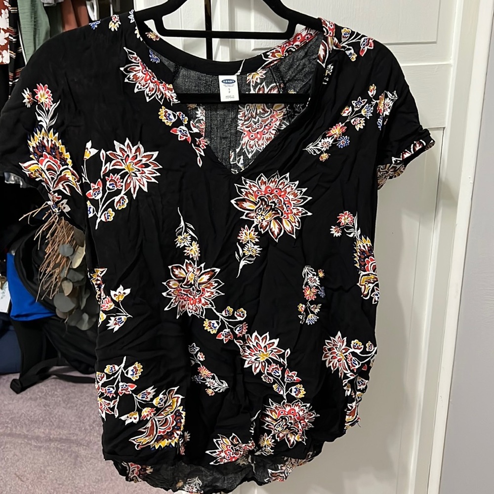 Old navy blouse